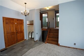 26913 Westwood Ln in Olmsted Township, OH - Building Photo - Building Photo