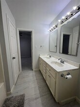 4529 Galesburg St in Houston, TX - Foto de edificio - Building Photo
