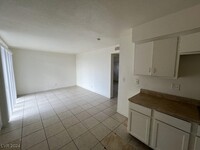 3370 S Athens St in Las Vegas, NV - Building Photo - Building Photo