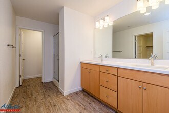 1884 Newbury Park Dr in San Jose, CA - Building Photo - Building Photo