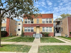 4910 Louise St Apartments