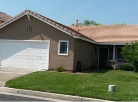 19548 Botany Bay Rd in Riverside, CA - Building Photo