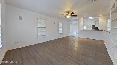 2210 Myra St in Jacksonville, FL - Building Photo - Building Photo