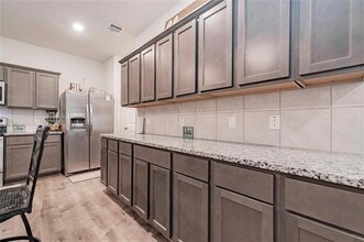 2611 Hutchins Dr in Seagoville, TX - Building Photo - Building Photo