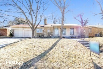 4901 Staples Ave in Fort Worth, TX - Foto de edificio - Building Photo