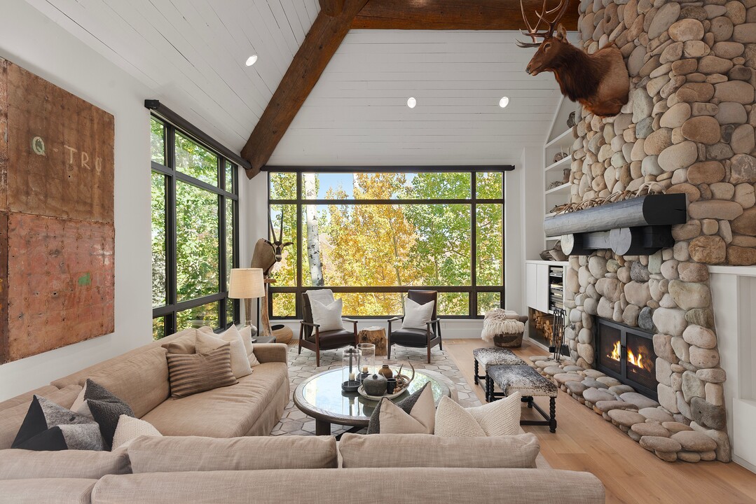 234 Bridge Ln in Snowmass Village, CO - Building Photo