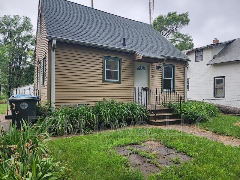 432 Gable St in Waterloo, IA - Building Photo