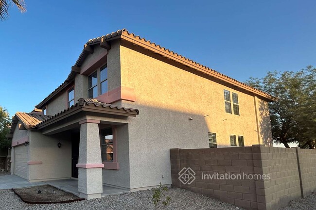 11727 W Foothill Ct in Sun City, AZ - Foto de edificio - Building Photo