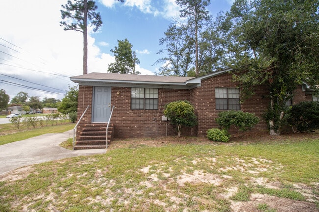 property at 102 Blue Ct