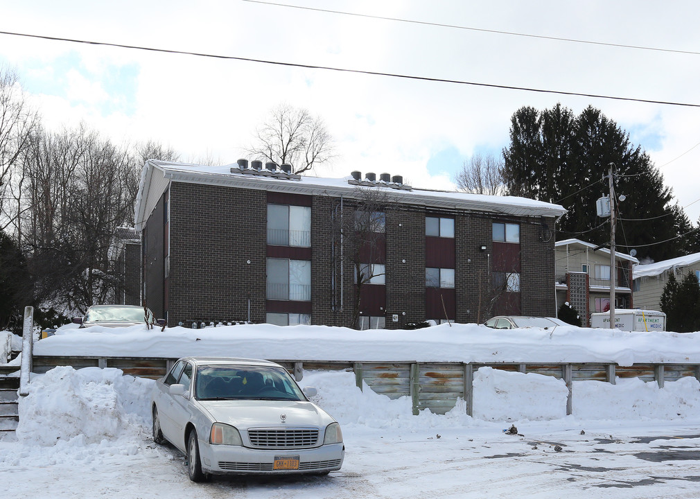 300-306 Polk in De Witt, NY - Foto de edificio