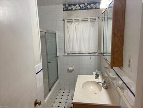 2950 N Lynnhaven Rd in Virginia Beach, VA - Building Photo - Building Photo