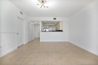 2301 SW 27th Ave in Miami, FL - Building Photo - Building Photo