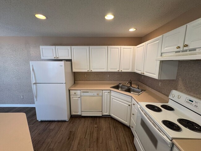 8419 Southgate Commons Dr in Charlotte, NC - Building Photo - Building Photo
