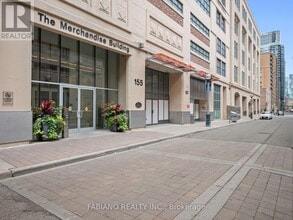 155-155 Dalhousie St in Toronto, ON - Building Photo - Building Photo