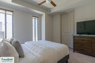 1414 Wood Hollow Dr, Unit 1-243 in Houston, TX - Building Photo - Building Photo