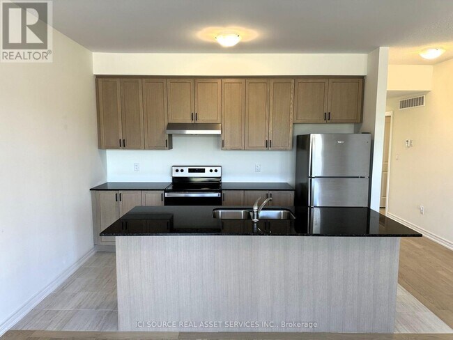 50 Hillcroft Wy in Kawartha Lakes, ON - Building Photo - Building Photo