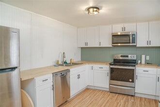 670 Mount Olivet Rd in Bowling Green, KY - Building Photo - Building Photo