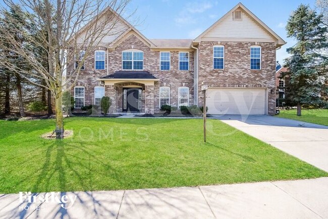 property at 17713 Oak Edge Cir