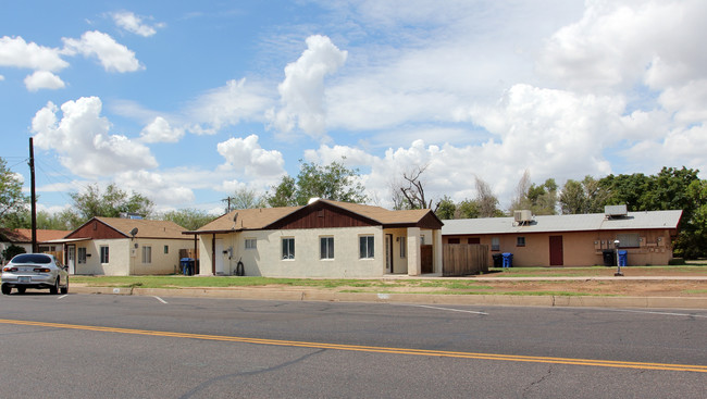 220 S Hibbert in Mesa, AZ - Building Photo - Building Photo