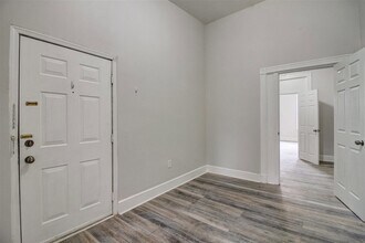 332 Jackson St in Hoboken, NJ - Building Photo - Building Photo