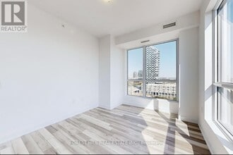 15 Richardson St in Toronto, ON - Building Photo - Building Photo