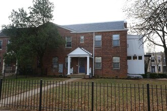 1245 S Carolina Ave SE in Washington, DC - Building Photo - Building Photo