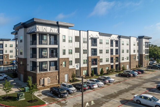 Botanic Luxury Living