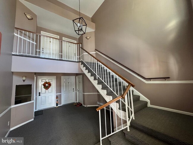 12918 Grays Pointe Rd in Fairfax, VA - Building Photo - Building Photo