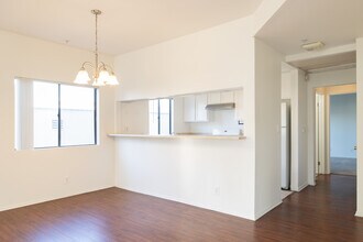 Wooster Street Apartments in Los Angeles, CA - Foto de edificio - Interior Photo