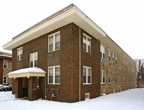 1439 Grand Ave in St. Paul, MN - Building Photo - Building Photo