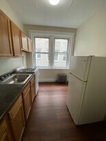 1625 Commonwealth Ave, Unit 15 in Boston, MA - Building Photo
