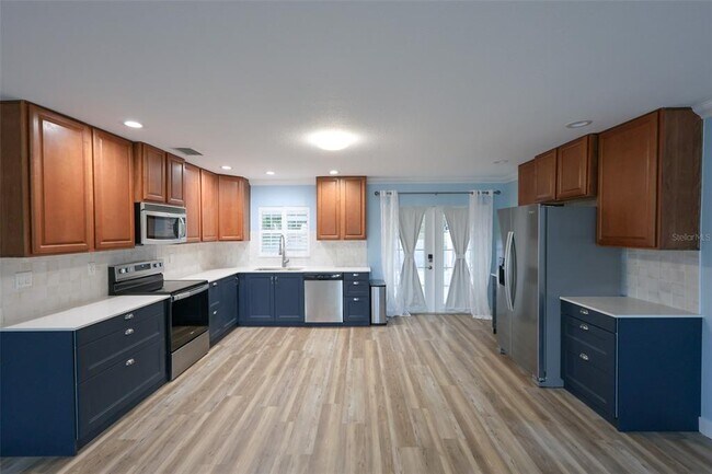 2540 Elderberry Dr in Clearwater, FL - Building Photo - Building Photo