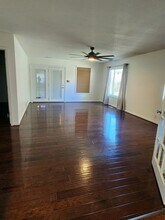 906 Senate Ave in Jeffersonville, IN - Building Photo - Building Photo