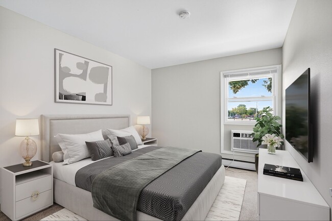 96 East Apartments in Janesville, WI - Building Photo - Building Photo