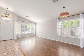 8156 W Tonto Ln in Peoria, AZ - Building Photo - Building Photo