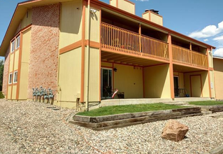 4015 Stonedike Dr in Colorado Springs, CO - Foto de edificio - Building Photo