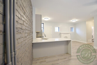 7742 N Eastlake Ter, Unit 1W in Chicago, IL - Building Photo - Building Photo