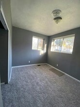 933 Russell Ave in Akron, OH - Building Photo - Building Photo