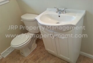 3609 Greenbriar Dr in Jackson, MI - Building Photo - Building Photo