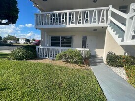 302 N L St in Lake Worth Beach, FL - Building Photo