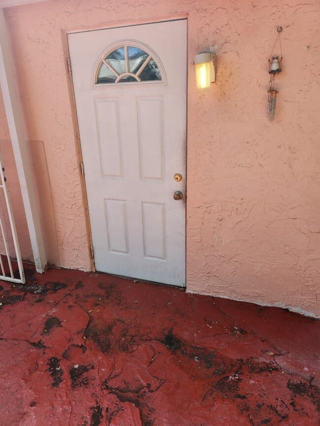 5701 SW 107th Ave, Unit Studio, Unit Studio