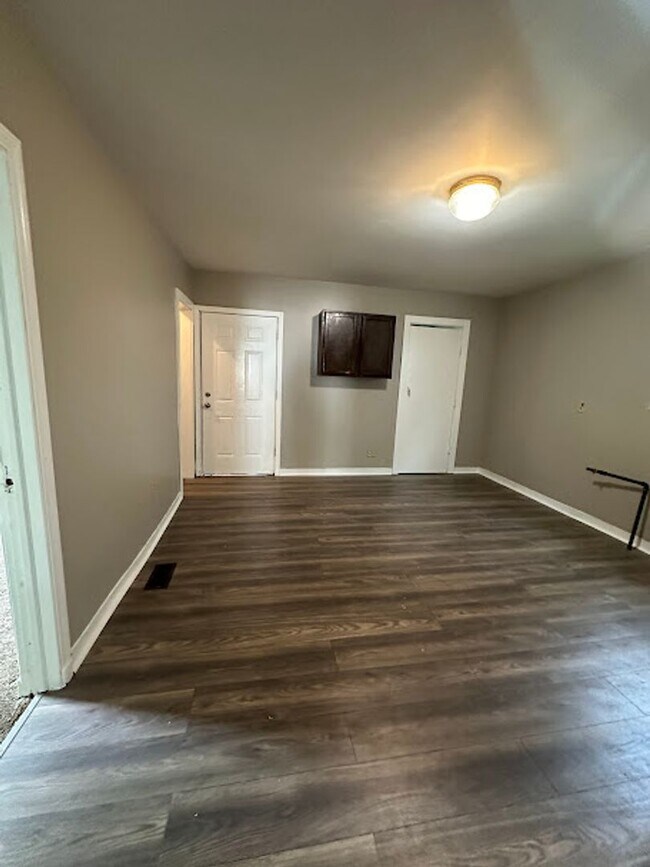 11830 S Harvard Ave-Unit -Unit-1-For Rent in Chicago, IL - Building Photo - Building Photo