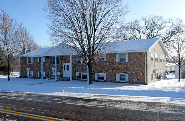 802 Garfield St in Anoka, MN - Building Photo - Building Photo