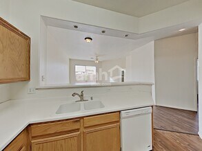 2849 Serenidad Dr in Las Vegas, NV - Building Photo - Building Photo