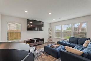 4826 Hickory Deer Ln in Richmond, TX - Building Photo