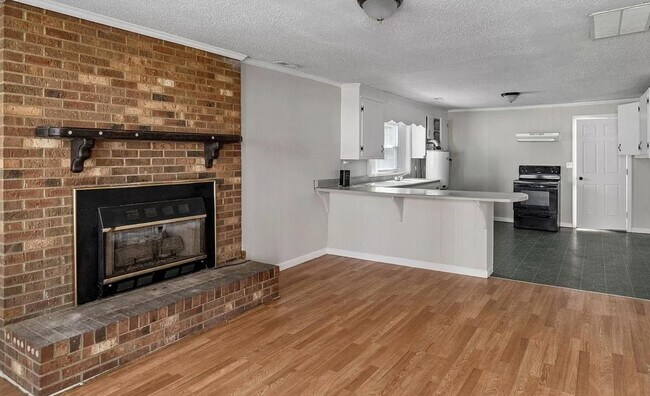 1605 Collinston Dr in Gastonia, NC - Building Photo - Building Photo