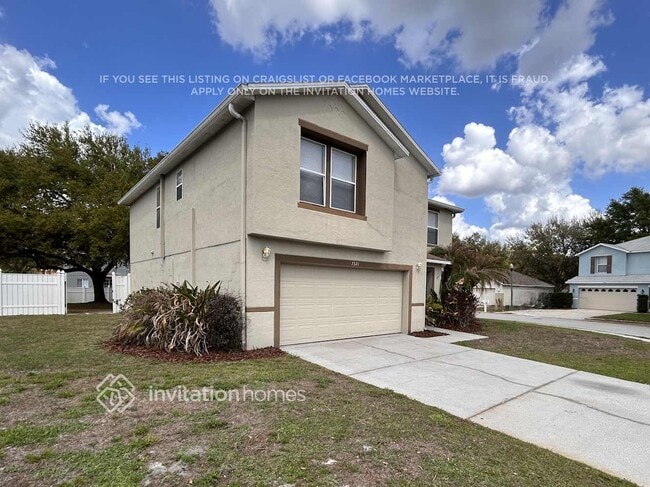 7321 Hunters Greene Cir in Lakeland, FL - Building Photo - Building Photo