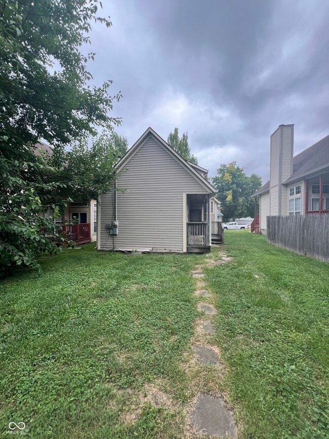 property at 965 W 30th St