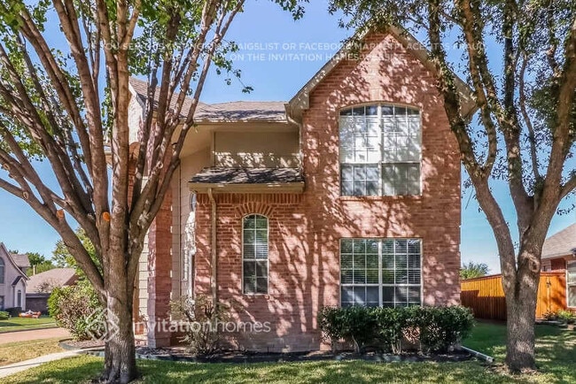 property at 2101 Larkspur St