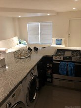 313 Hendricks Isle-Unit -2 in Fort Lauderdale, FL - Building Photo - Building Photo